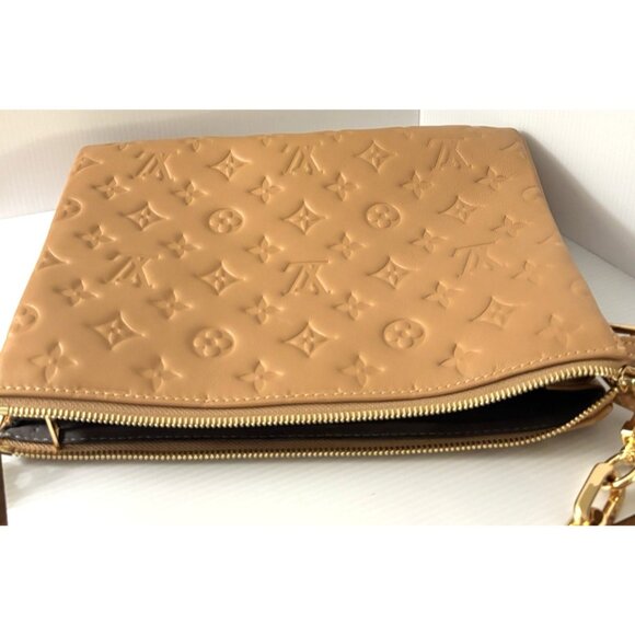 Louis Vuitton Coussin PM Camel Bag Monogram Lambskin Leather Gold Chain Purse - Picture 5 of 16